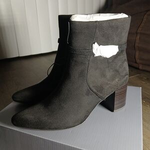 Liz Claiborne Charcoal Suede Ankle Boots